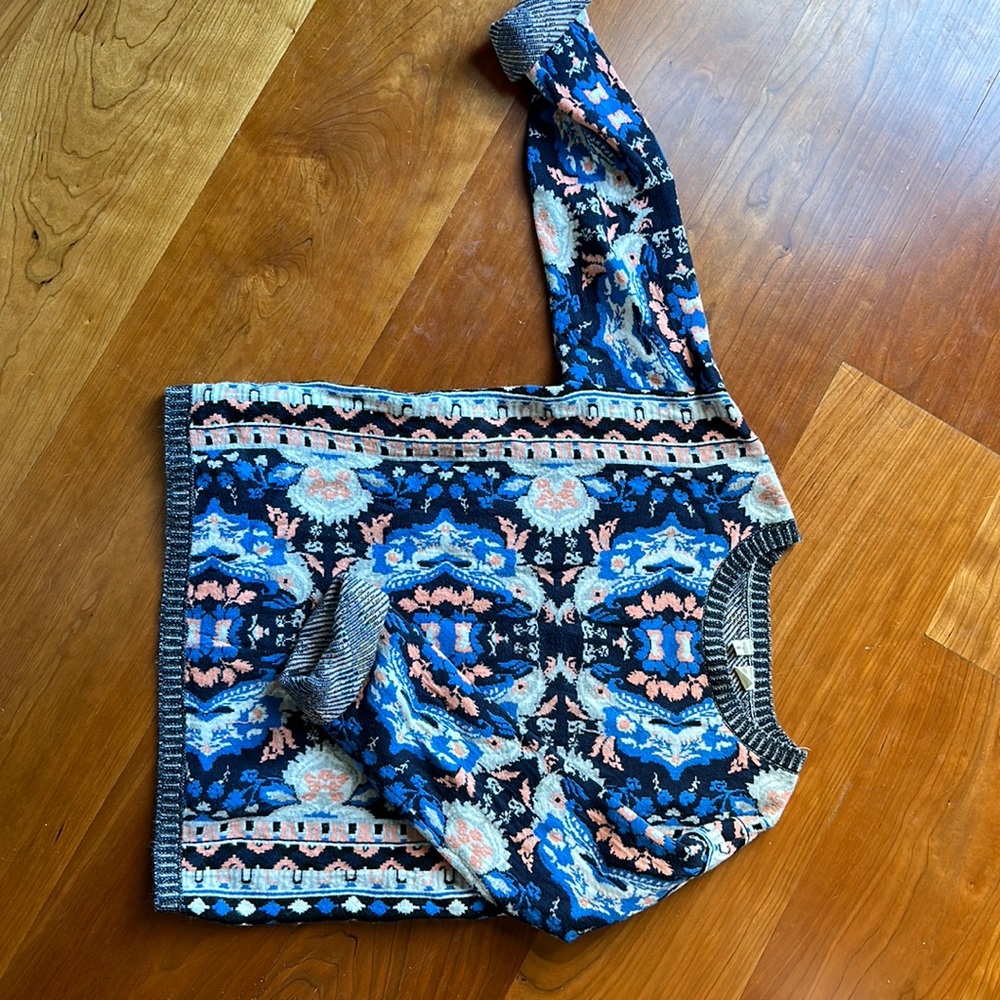 Moth sweater Size Small